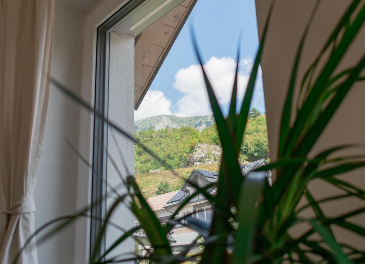 Prima Countryside Apartments Zirovnica Екстериор снимка