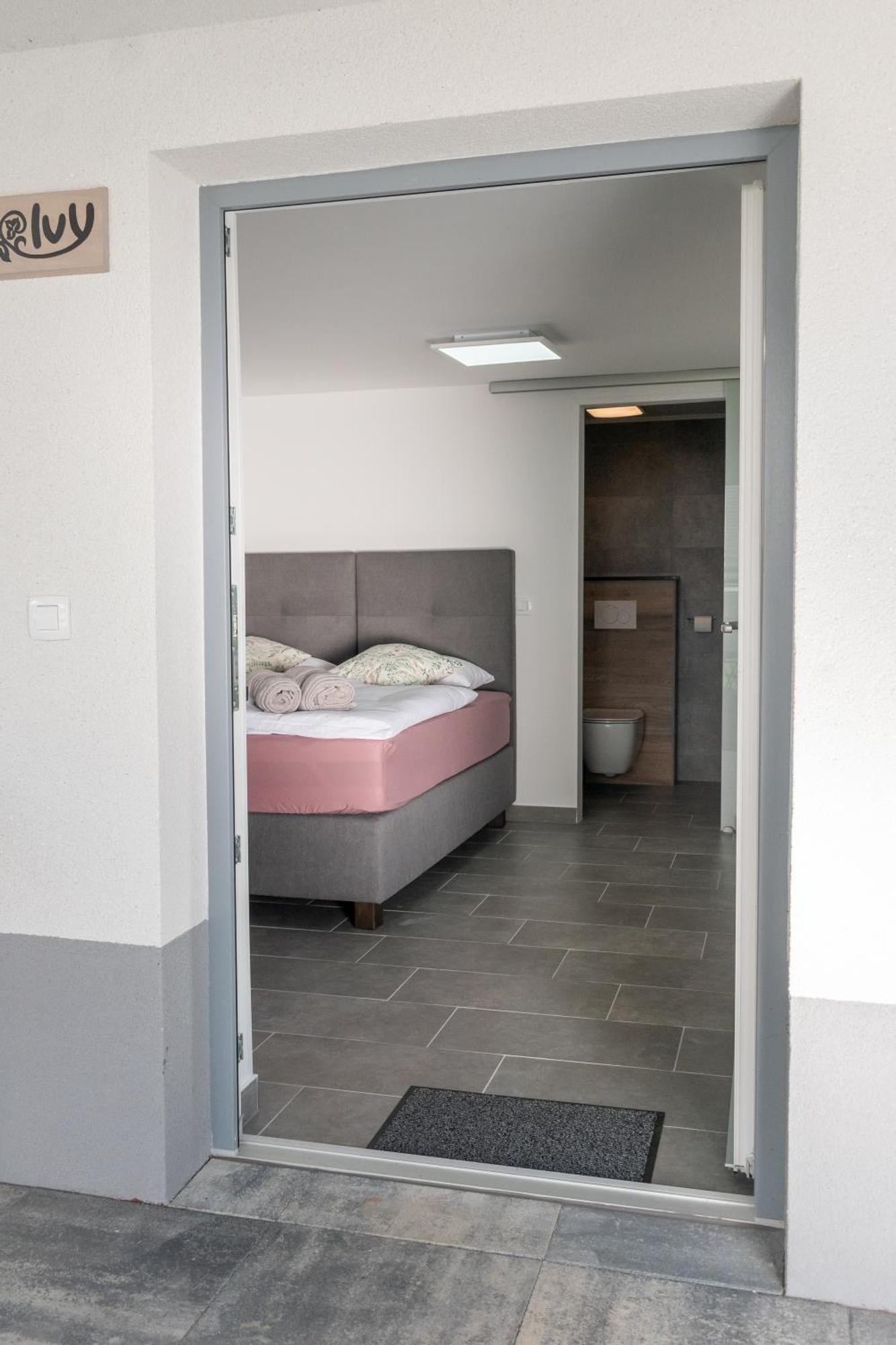 Prima Countryside Apartments Zirovnica Стая снимка