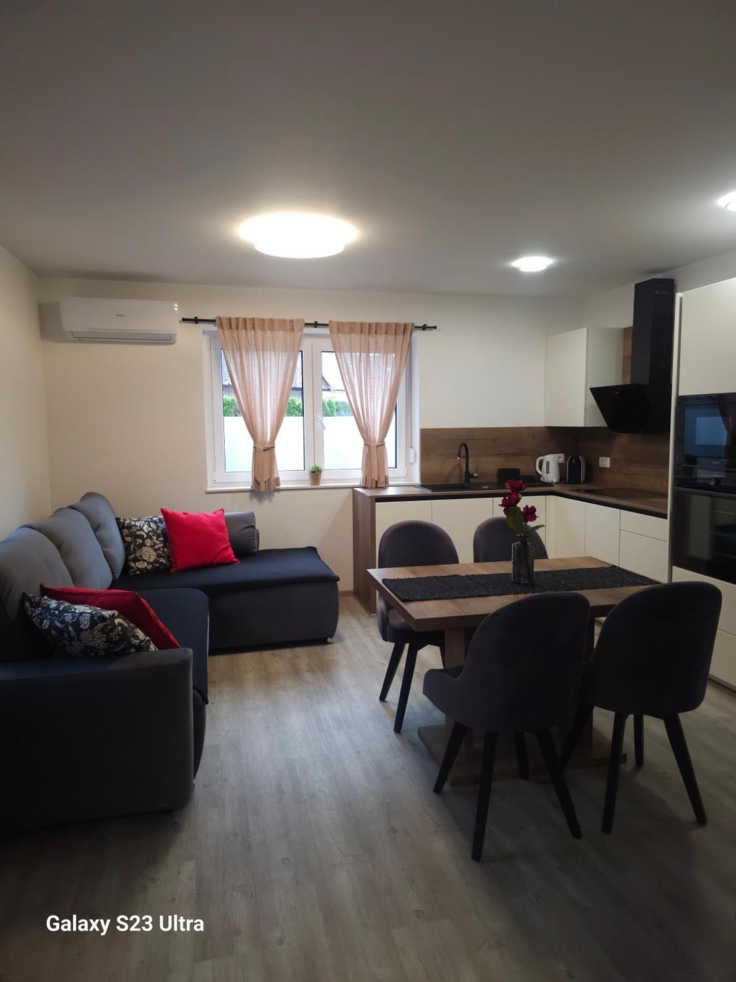 Prima Countryside Apartments Zirovnica Стая снимка