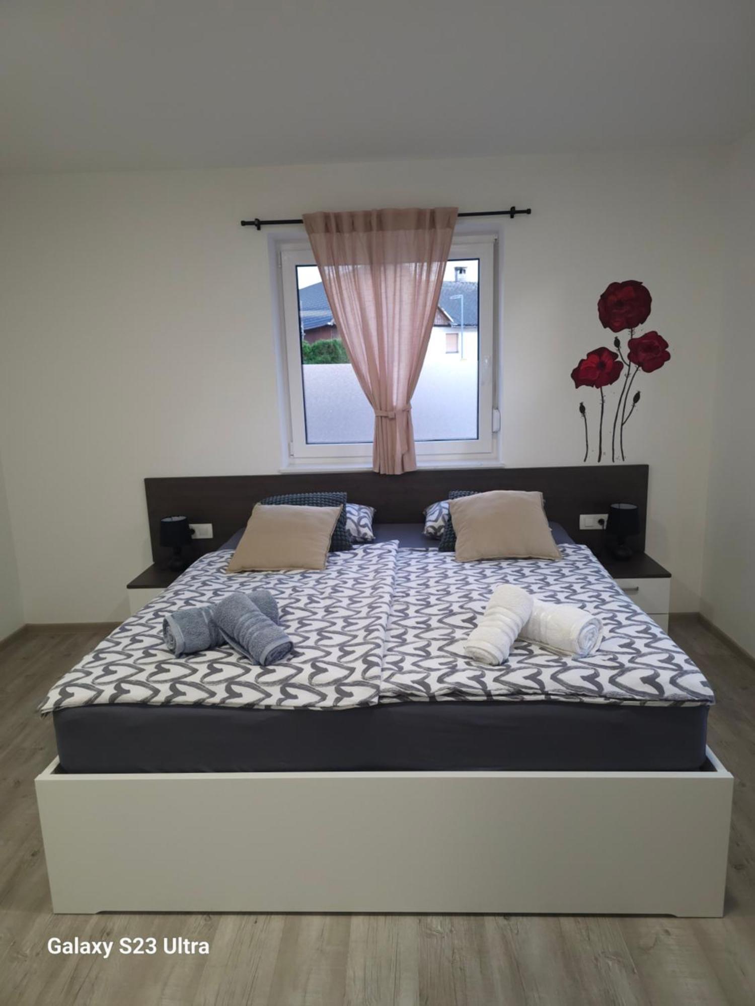 Prima Countryside Apartments Zirovnica Стая снимка