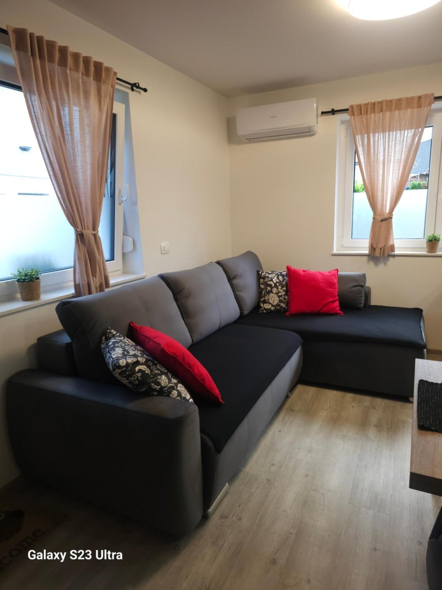Prima Countryside Apartments Zirovnica Стая снимка